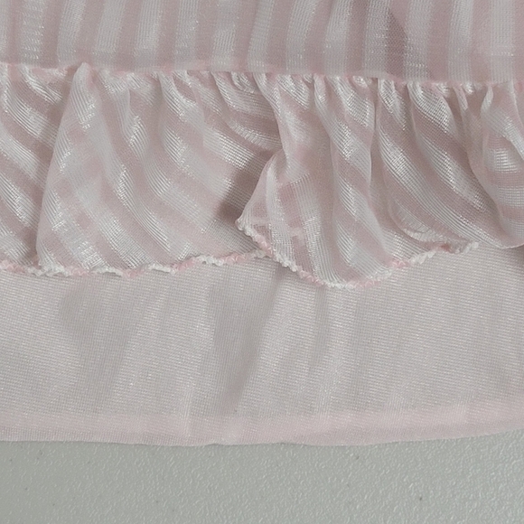 Vintage Cheoette Ruffled Nightgown. - Picture 12 of 13